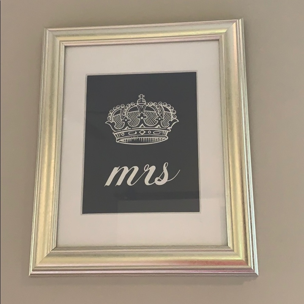 His and her King and Queen picture frames!